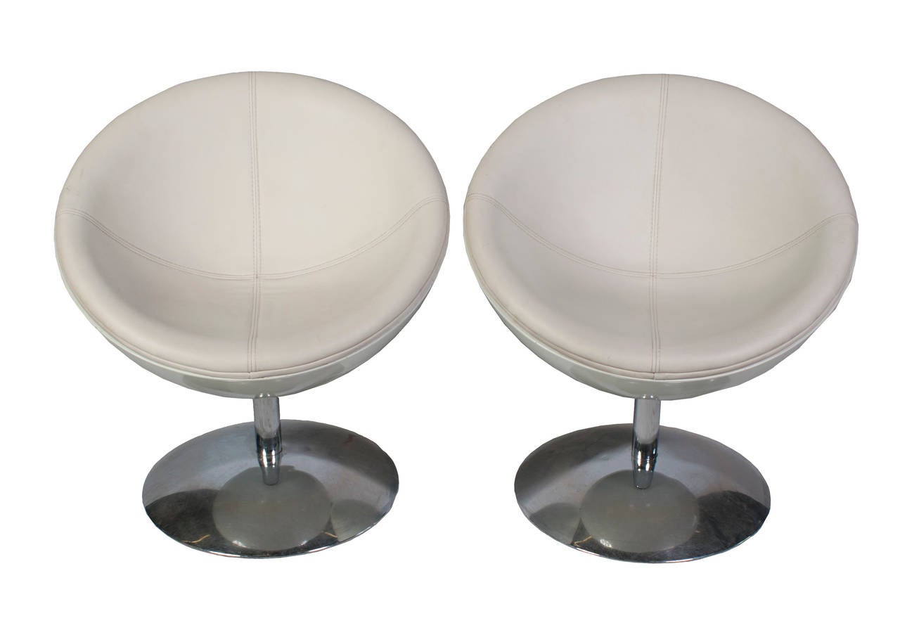 Set of Four Faux Leather Swivel Chairs and Polished Metal In Excellent Condition For Sale In Washington, DC