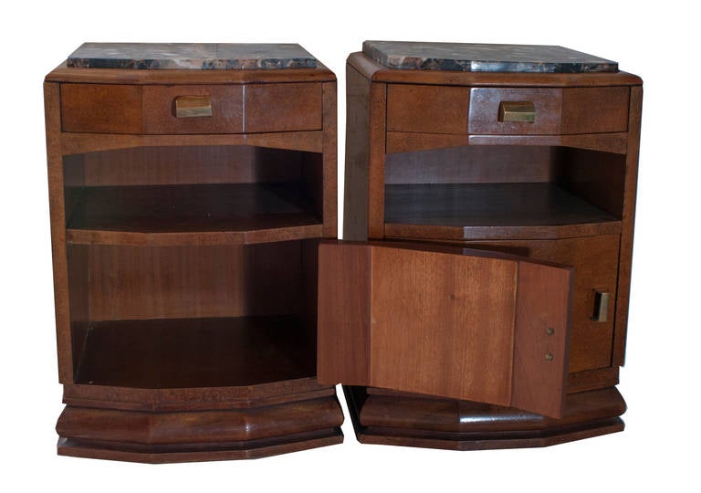 Pair of Chevets in Rare Loupe d'orme (Burr Elm) Wood with Marble Tops In Good Condition For Sale In Washington, DC