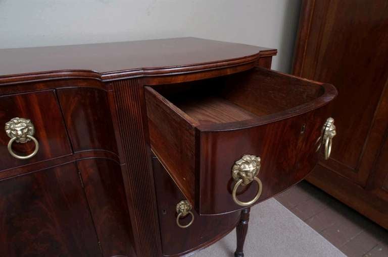 Federal Mahogany Sideboard, Boston, Circa:1810 For Sale 3