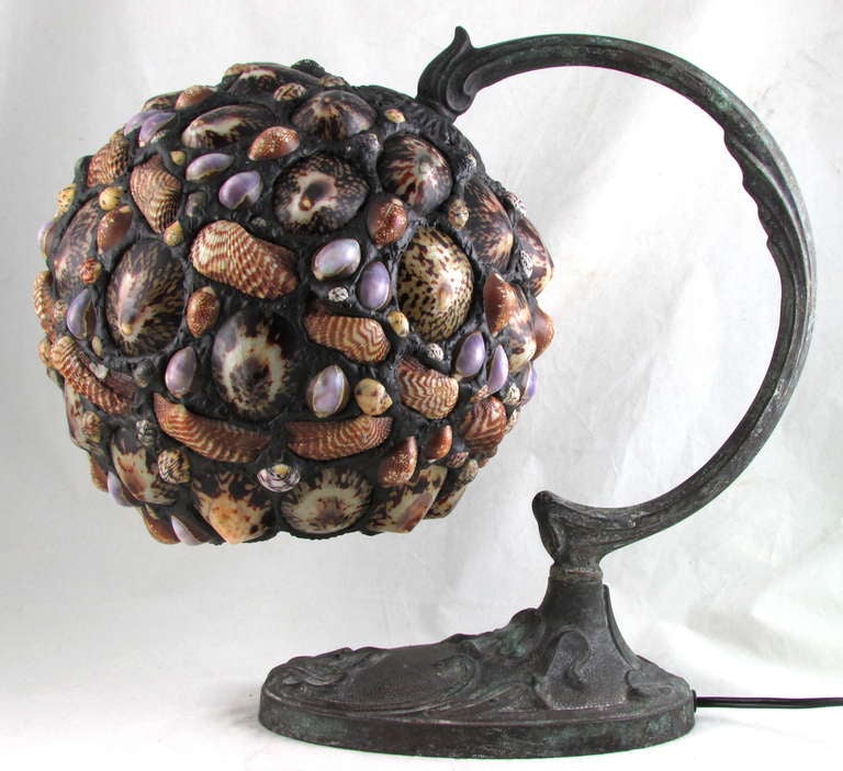 Art Nouveau Leaded Seashell Desk Lamp