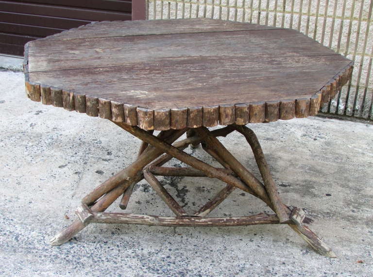 Rustic Twig Dining Table In Distressed Condition In High Point, NC