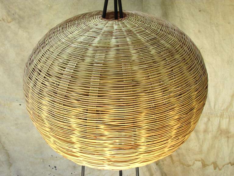 Wicker Ball Floor Lamp In Excellent Condition In High Point, NC