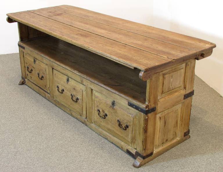 18th Century and Earlier Irish Country Pine Metamorphic Table or Bench