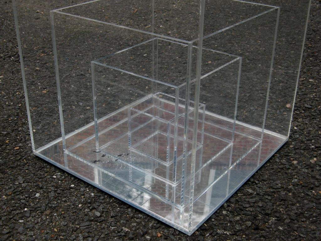 Lucite Sculpture Cube Table 4