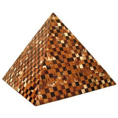 Tessellated Horn Pyramid