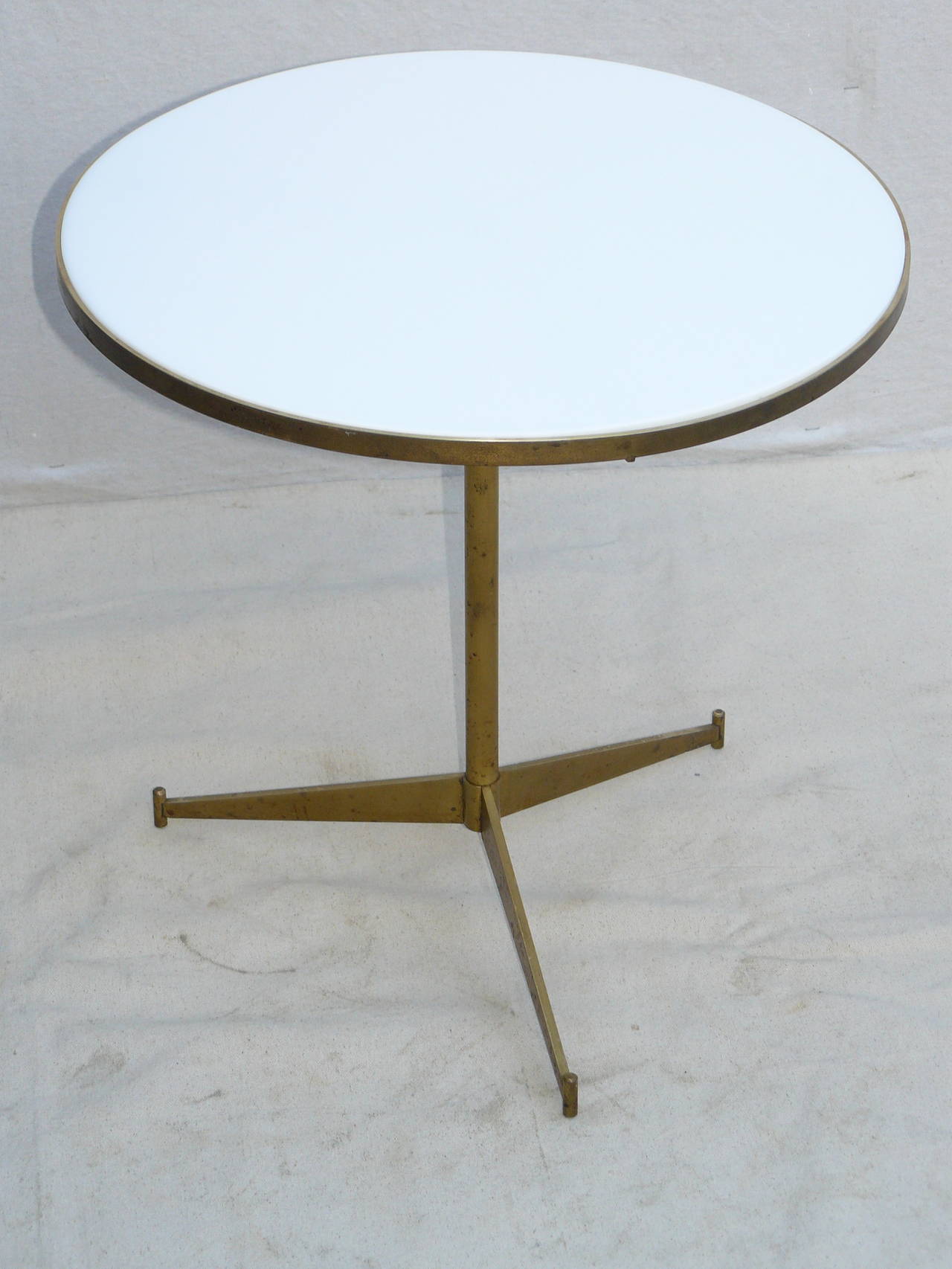 Paul McCobb for Directional Brass Cigarette or Drinks Table In Good Condition In Kensington, MD