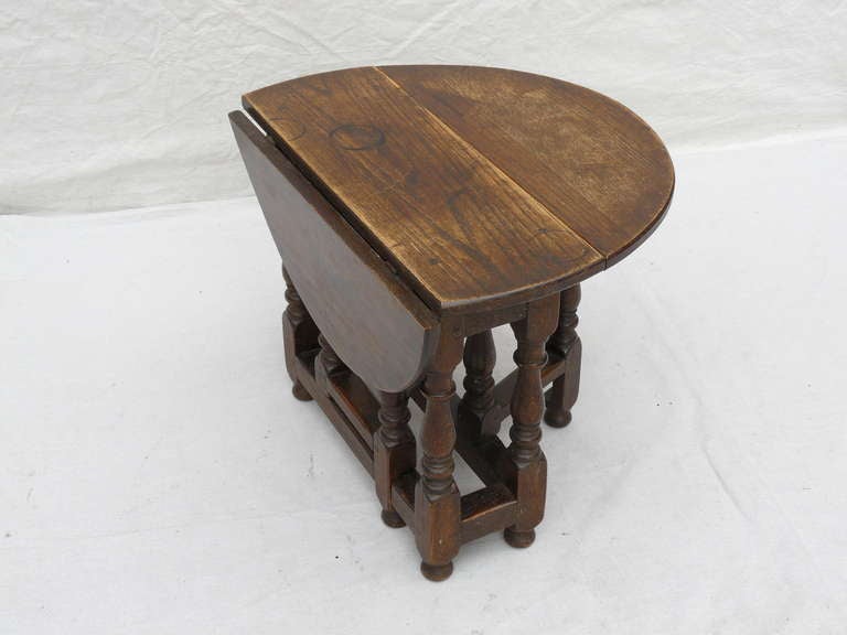 Mid-20th Century 30's English Children's Oak Drop leaf table/ side table