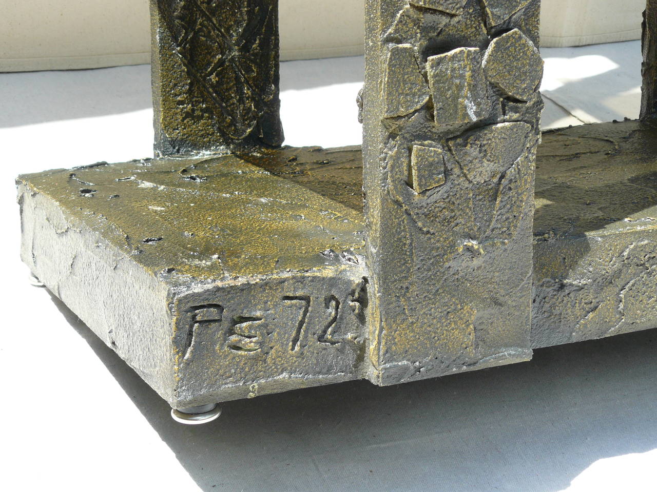 1972 Signed Paul Evans for Directional, Brutalist Sculpted Bronze Shelving Unit For Sale 5