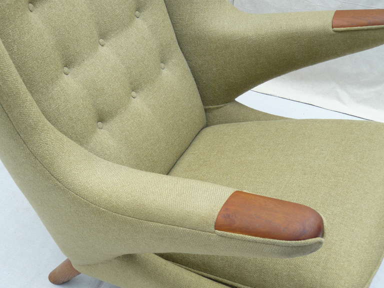 Hans J. Wegner Papa Bear Chair 1