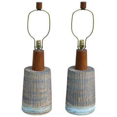Large Pair of Gordon & Jane Marshall Martz Brutalist Incised Art Pottery Lamps
