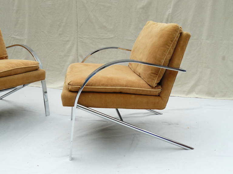 Mid-Century Modern Pair of Arco Lounge Chairs by Paul Tuttle