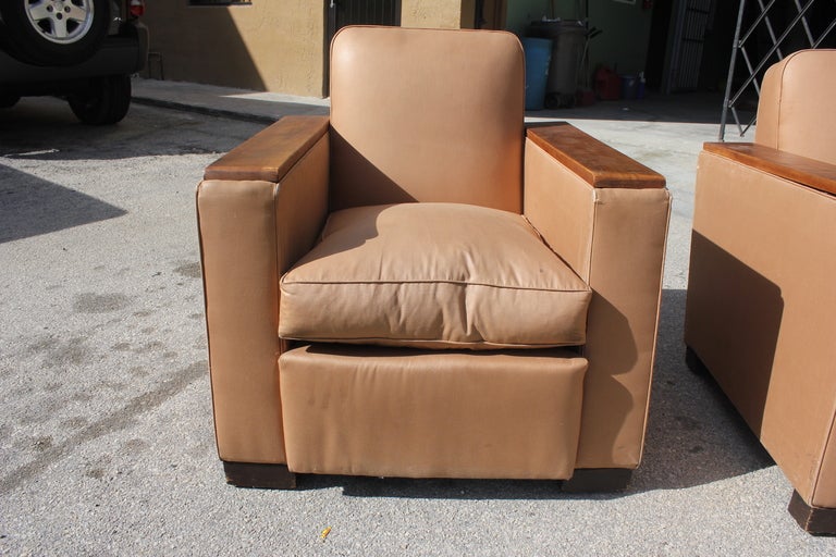 Set 3 French Art Deco Walnut Club Chairs In Good Condition In Hialeah, FL