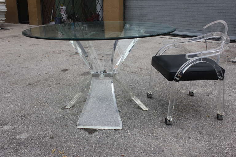 American Mid Century Modern Lucite Table and 4 Lucite Chairs Set