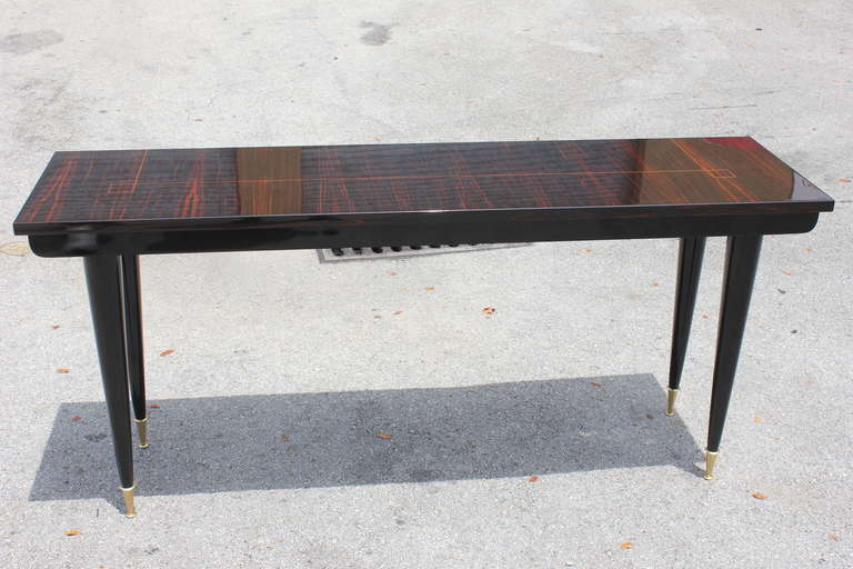 Stunning French Art Deco, Exotic Macassar, Ebony Console Table In Excellent Condition In Hialeah, FL