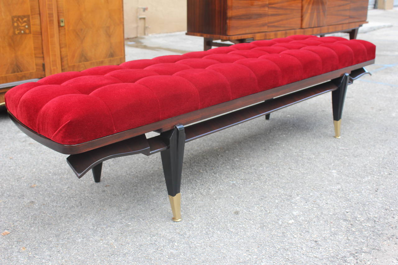 French Art Deco Exotic Macassar Ebony Red Velvet Sitting Bench, circa 1940s In Excellent Condition In Hialeah, FL