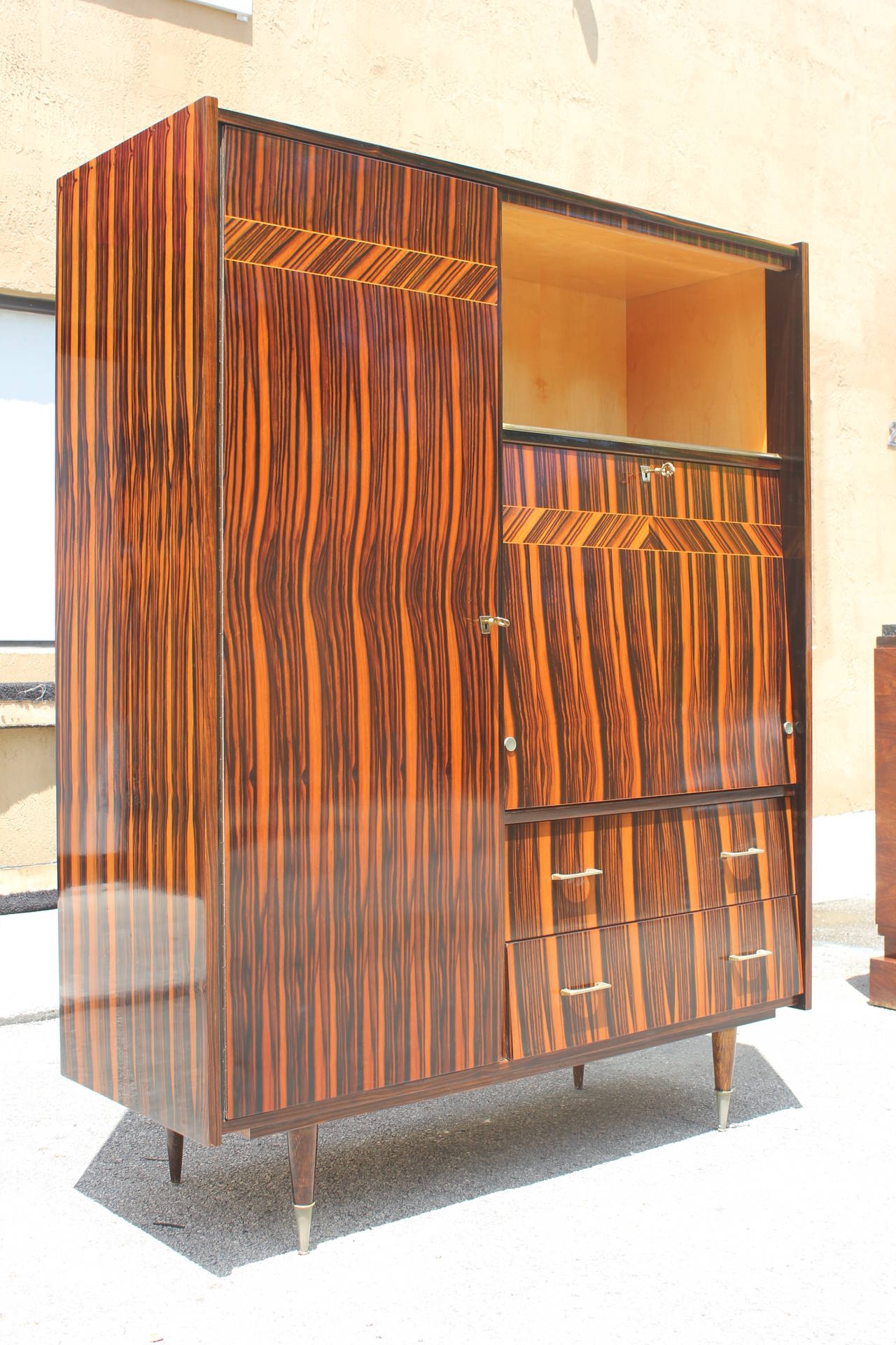 French Art Deco Exotic Macassar Ebony Secretary or Cabinet, circa 1940s In Excellent Condition In Hialeah, FL