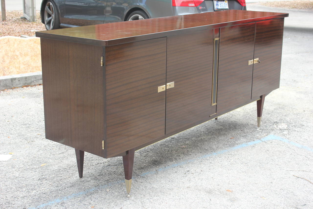 French Art Deco or Art Moderne Mahogany Buffet, circa 1940s In Excellent Condition In Hialeah, FL