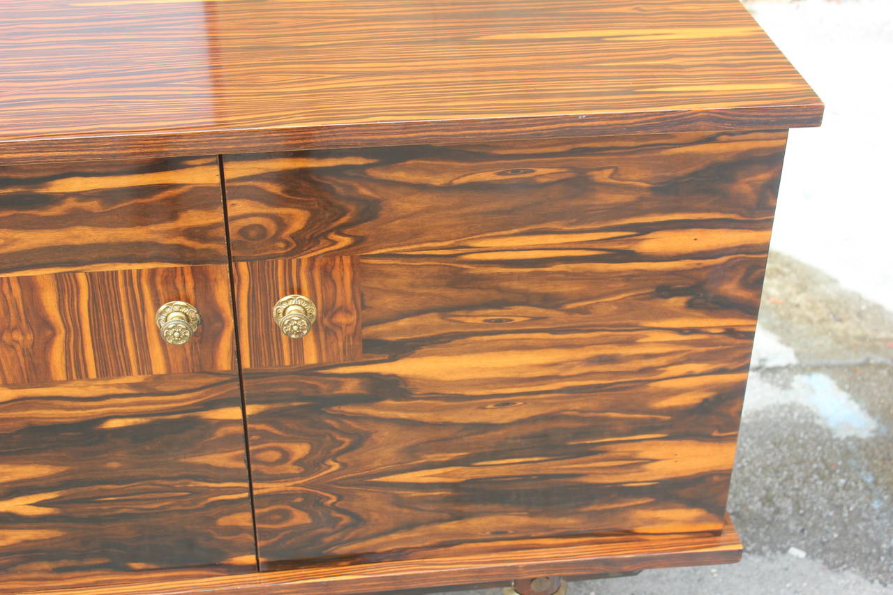 French Art Deco Exotic Macassar Ebony Buffet or Sideboard, circa 1940s 1