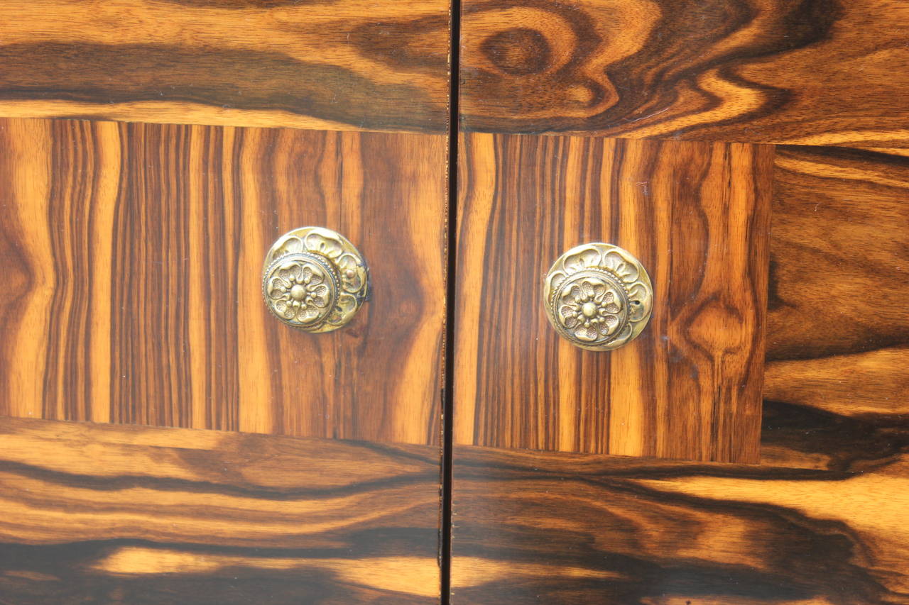 French Art Deco Exotic Macassar Ebony Buffet or Sideboard, circa 1940s 4