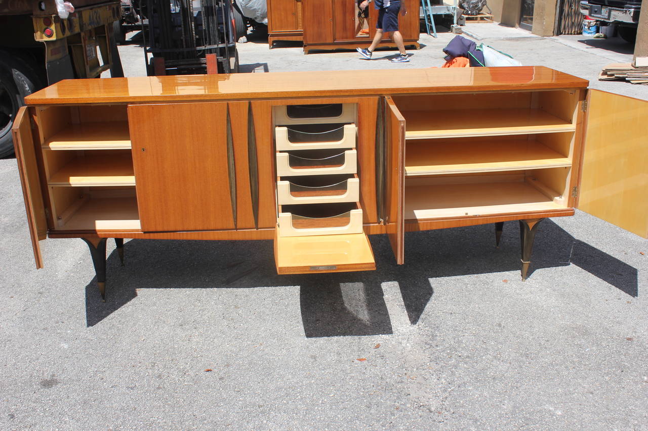 French Art Deco Sideboard / Buffet Grand Scale Flame Mahogany, circa 1940. 4