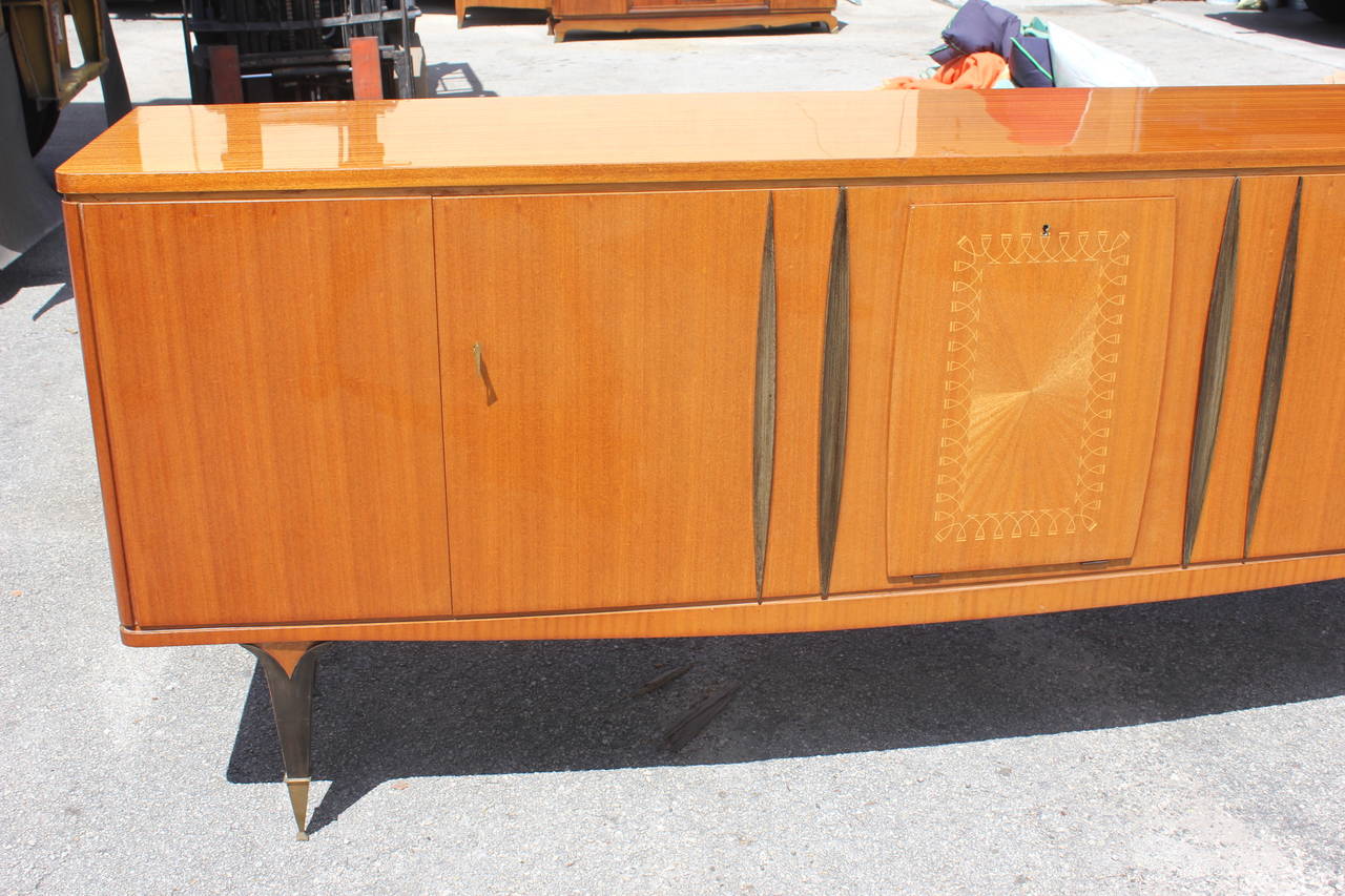 Mid-20th Century French Art Deco Sideboard / Buffet Grand Scale Flame Mahogany, circa 1940.