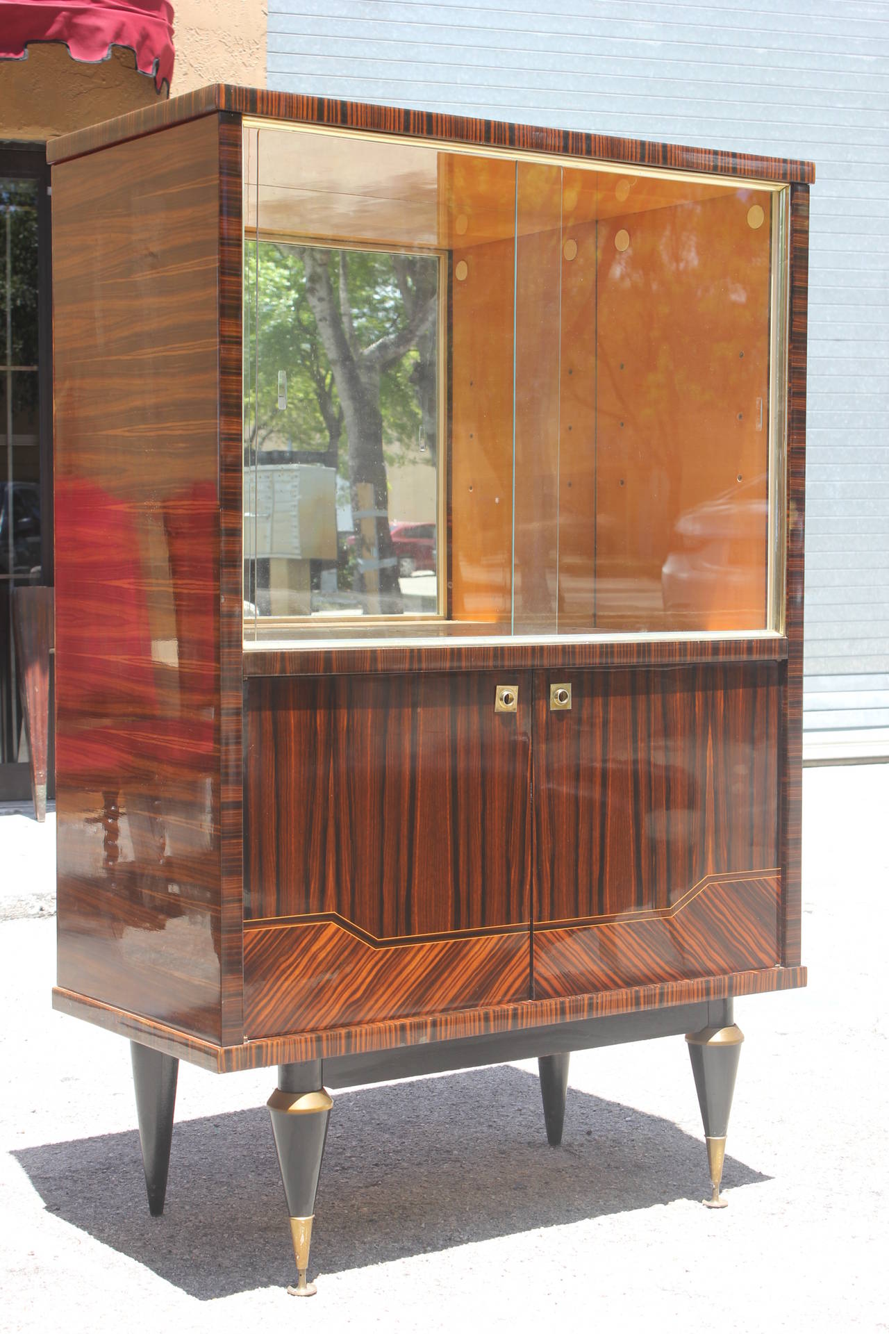 French Art Deco Exotic Macassar Ebony Dry Bar, circa 1940s at 1stdibs