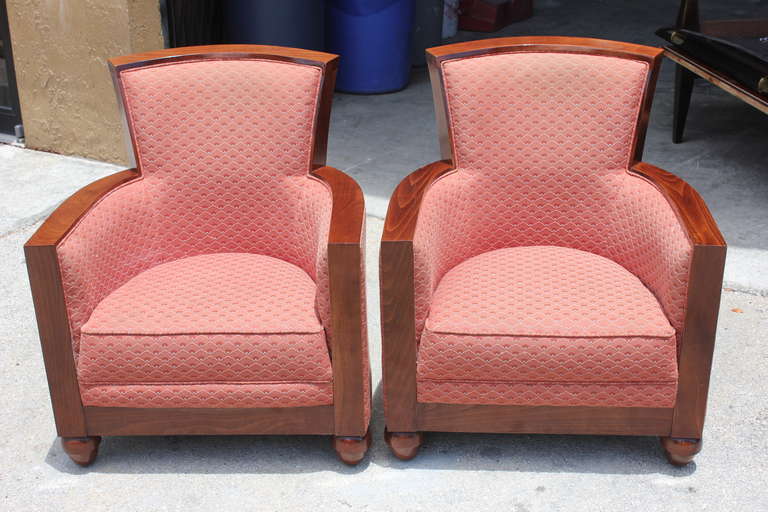 Pair French Art Deco Carved Walnut Club Chairs by Rosello In Excellent Condition In Hialeah, FL