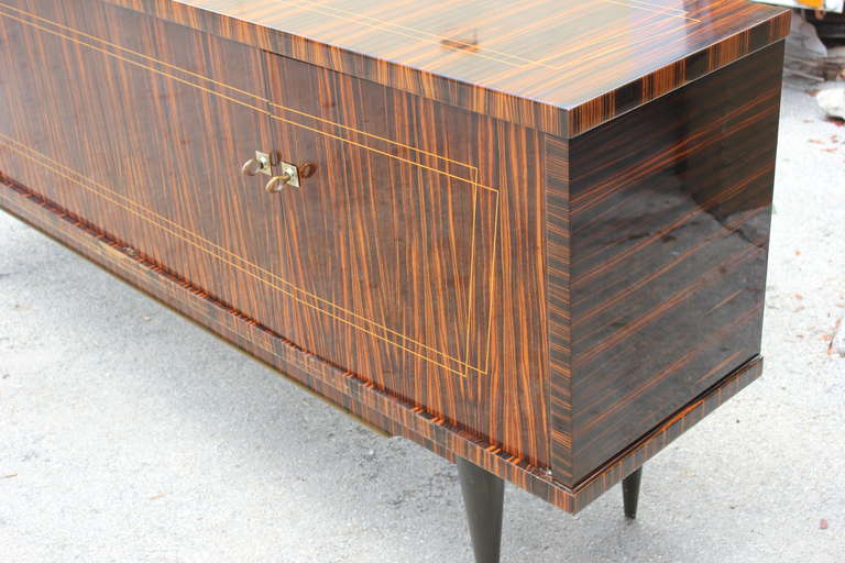 French Art Deco or Art Moderne Exotic Macassar Ebony Buffet or Sideboard, 1940s 2