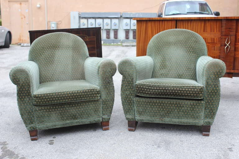 Set 4 French Art Deco Matching Club Chairs In Good Condition In Hialeah, FL