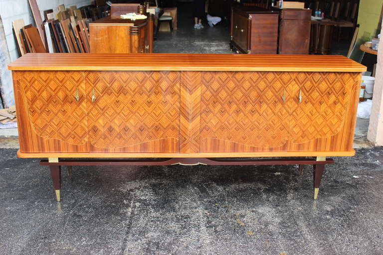 A French Art Deco Palisander of Rio Marquetry Buffet, circa 1940's. Interior finished in Lemonwood, all original keys present. Excellent condition.