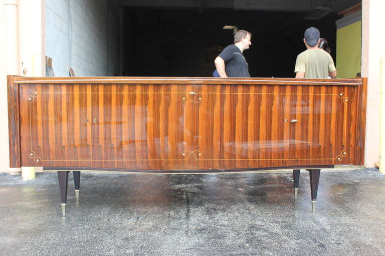 French Art Deco Exotic Macassar Ebony Buffet or Sideboard, circa 1940s In Excellent Condition In Hialeah, FL