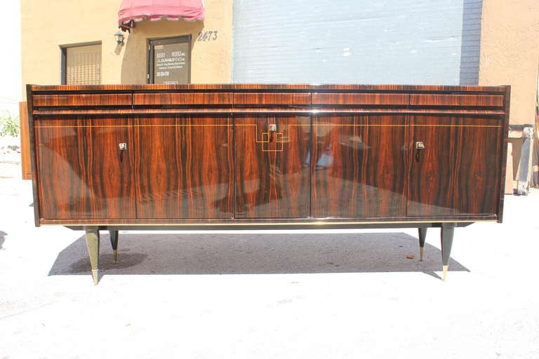 French Art Deco Exotic Macassar Ebony Buffet In Excellent Condition In Hialeah, FL