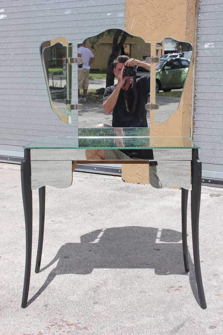 French Art Deco Mirrored/ Sabre Leg Ladies Vanity, circa 1940