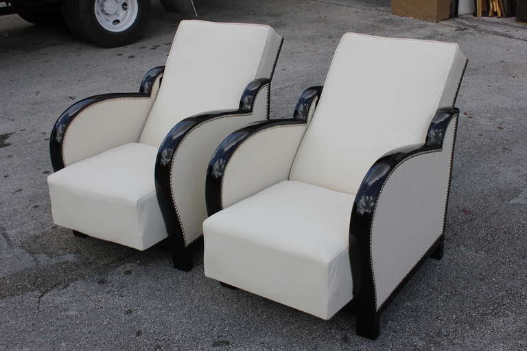 Pair of French Art Deco Curved Arm Speed-Style Reclining Club Chairs 2