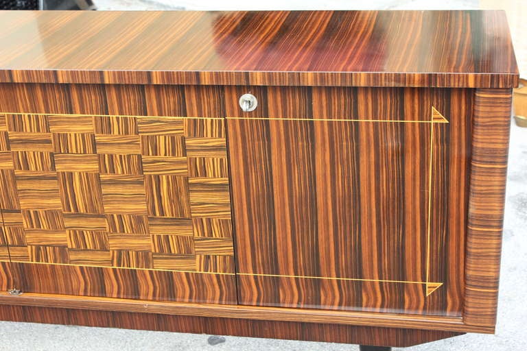 French Art Deco Exotic Macassar Ebony Marquetry Buffet, circa 1940s 2