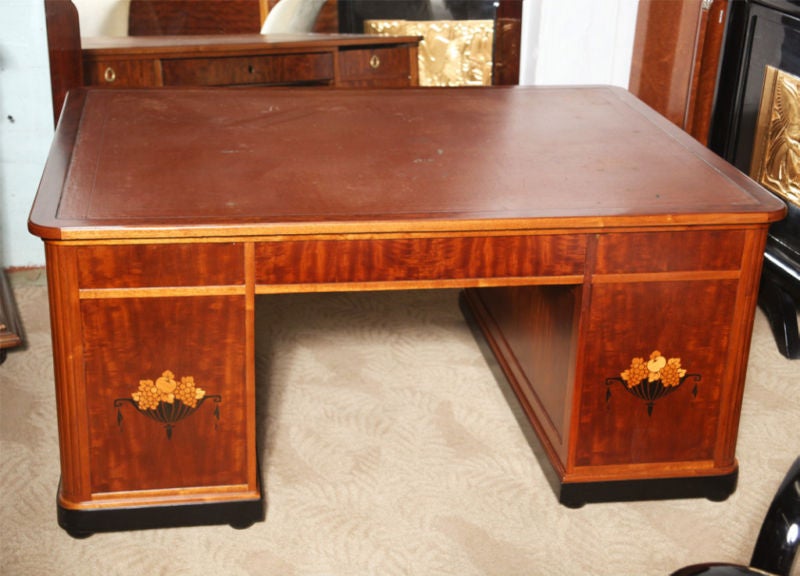Mid-20th Century French Art Deco Partners Desk by F. Chaleyssin