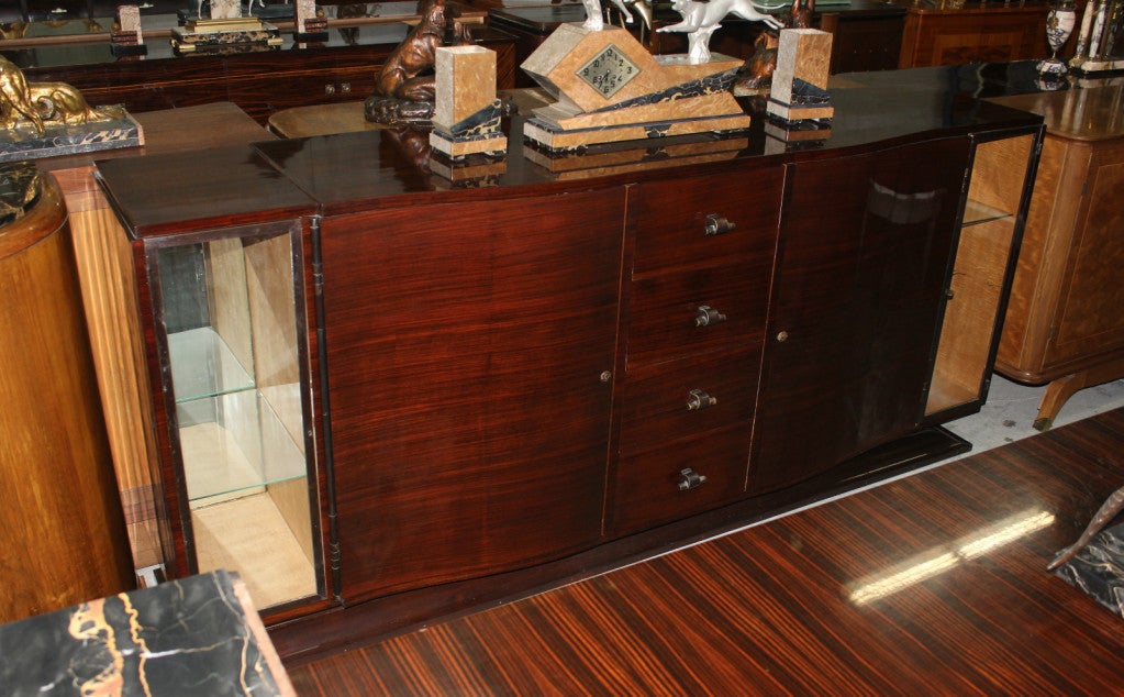 French Art Deco Rosewood Buffet or Sideboard with Display In Excellent Condition In Hialeah, FL