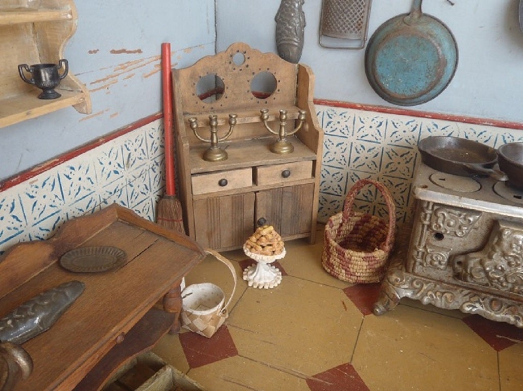 diorama kitchen