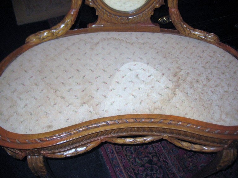 Louis XV Style Carved Walnut Vanity, Reduced In Good Condition For Sale In Miami, FL