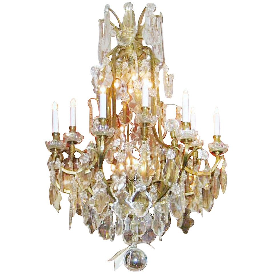 19th Century Louis XV Bronze and Crystal Twelve Light Chandelier For Sale