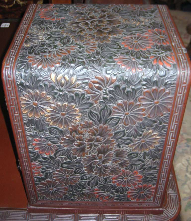 Meiji Carved and Lacquered Desk For Sale 3