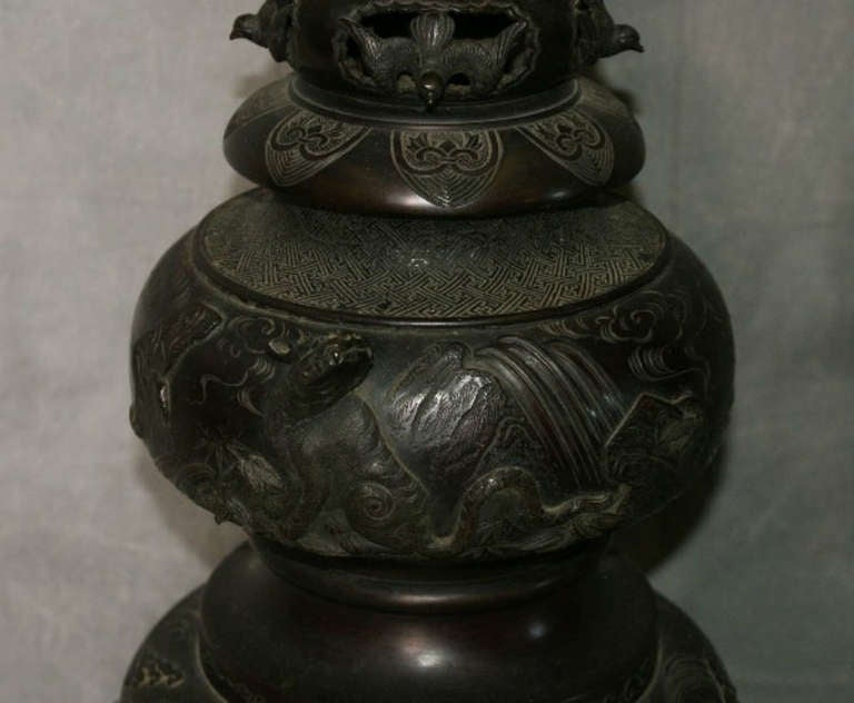 Tall Fine Japanese Meiji Period Bronze Floor Lamp 4