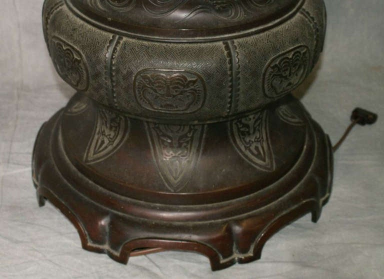 Tall Fine Japanese Meiji Period Bronze Floor Lamp 2