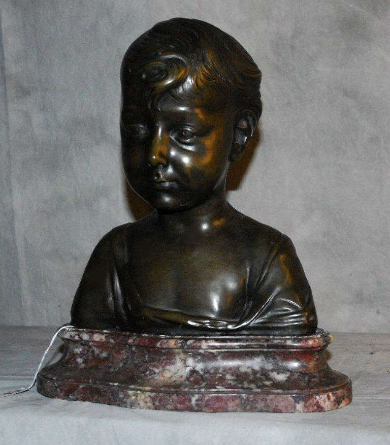 Bronze bust 