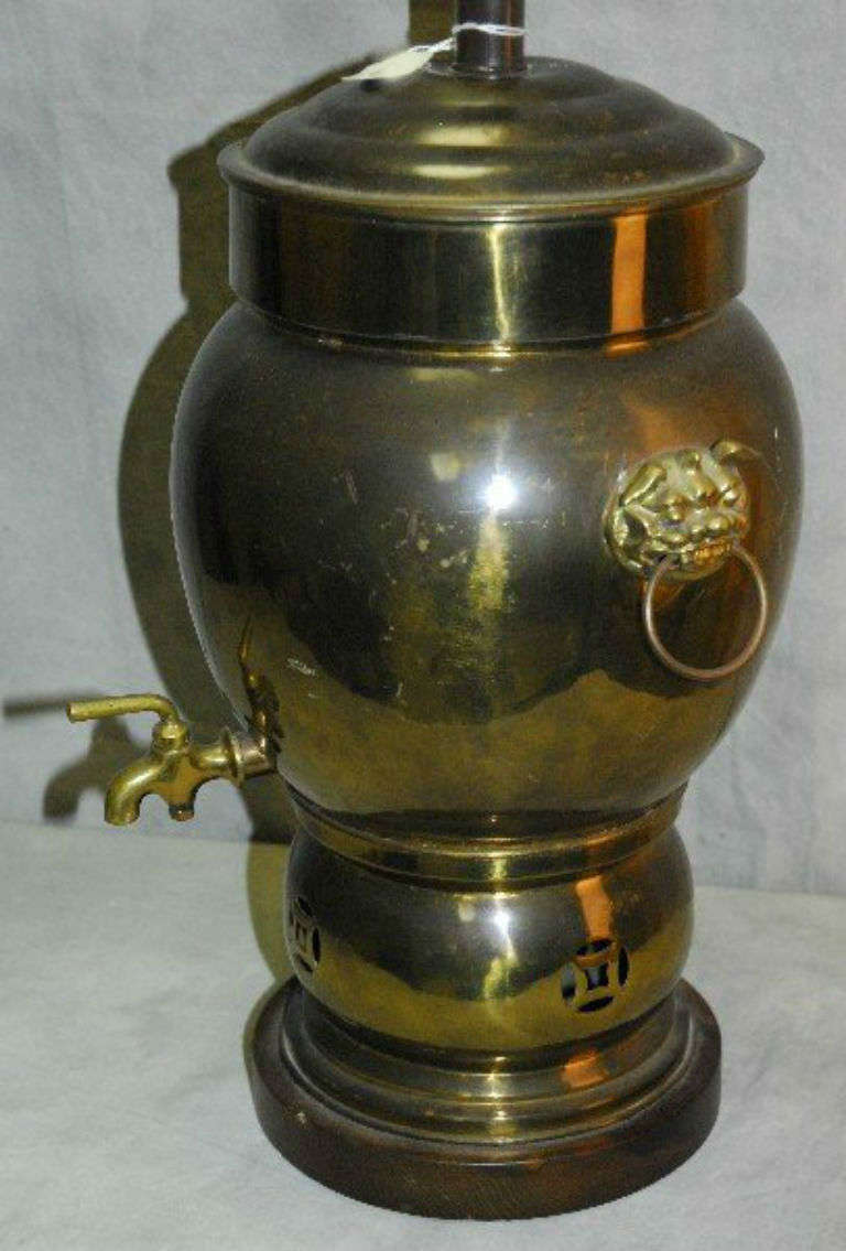 Chinese Export Pair of Chinese Brass Urns Mounted as Lamps For Sale