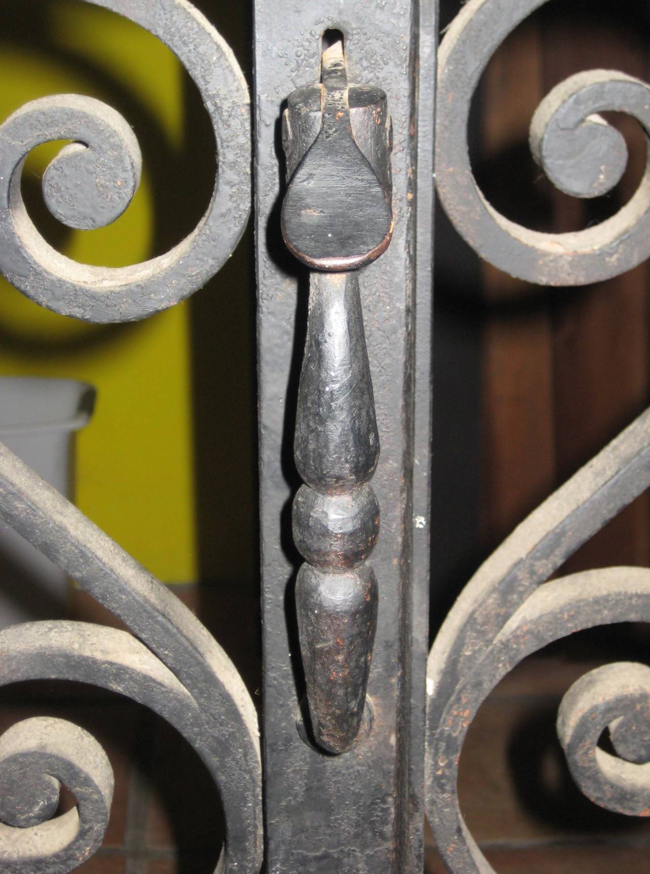 Magnificent Antique French Wrought Iron Double Garden Gates In Good Condition In Miami, FL