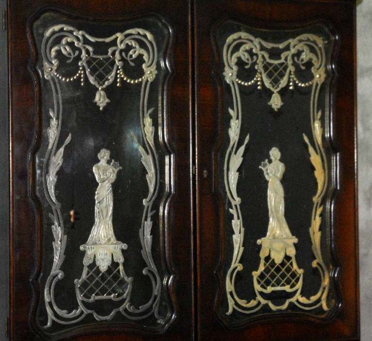 19th Century English Mahogany Two-Part Secretary Bookcase In Good Condition For Sale In Miami, FL