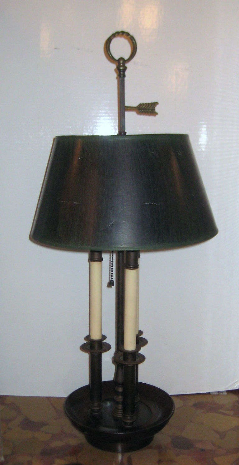 A very nice three-light bouillette (bouilette) lamp with brass fittings on a turned treen (wood) base,