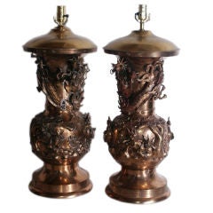 Good pair of Chinese bronze urns