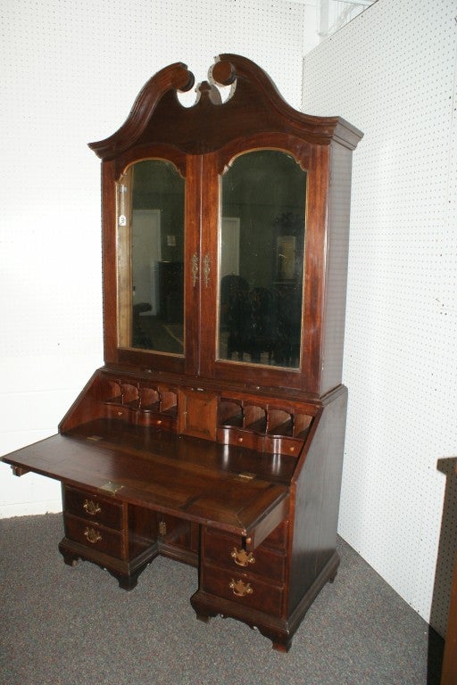 18th C American Queen Anne Cherry And Mahogany Ladies Secretary